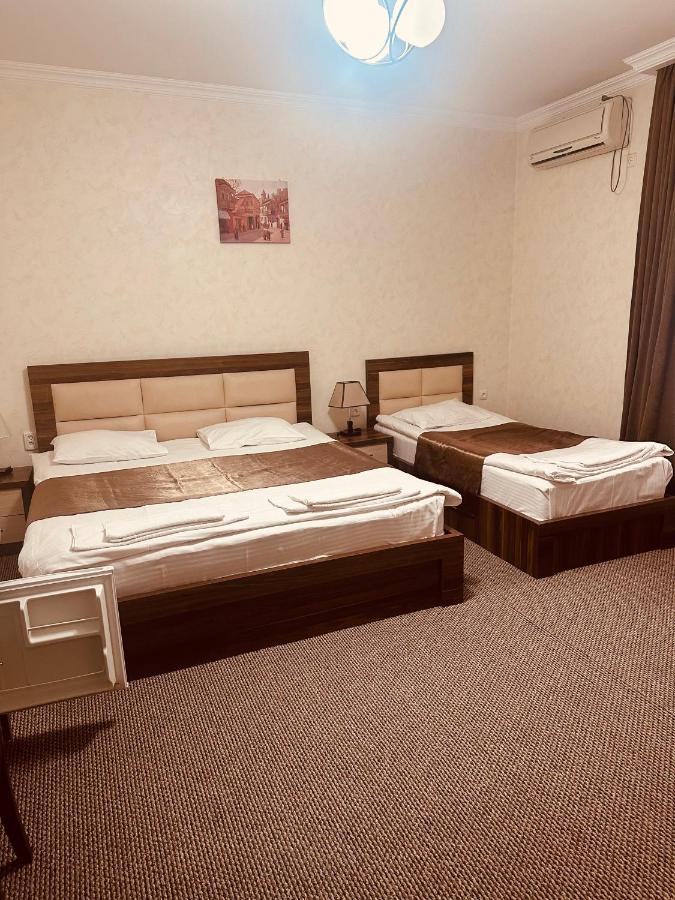 Villa Old Sololaki Тбилиси Екстериор снимка